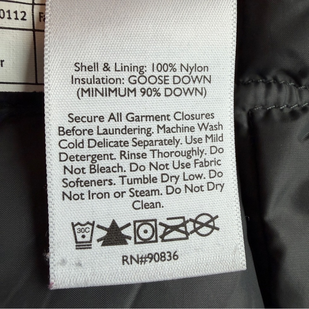 Eddie Bauer First Ascent 800 Fill Power Down Filled Vest Women Outdoor Adventure - Picture 9 of 9